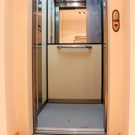 Villa De Lujo En La Playa Del Sardinero Santander